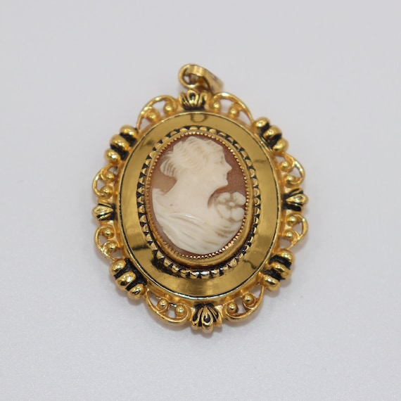 Antique 1940s Gold Cameo Shell Locket Pendant wit… - image 1