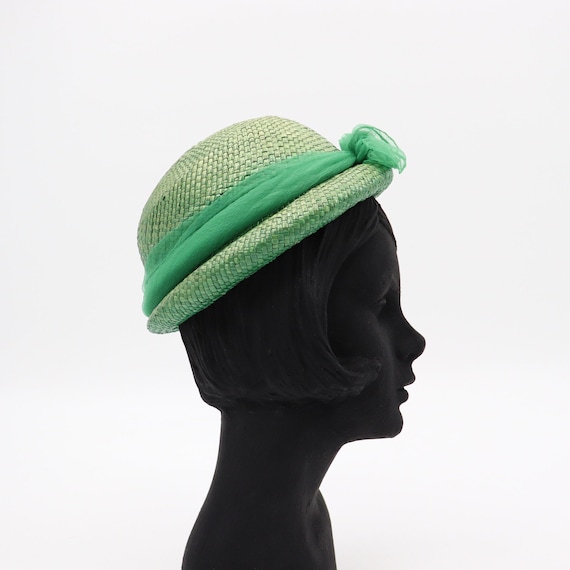 Vintage Green Straw Hat With Ribbon - 1950s Teen Girl  display picture 1