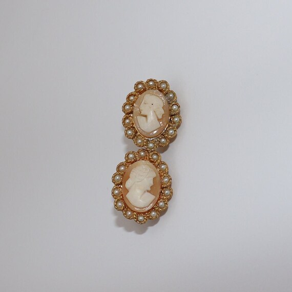 Vintage Gold Cameo Clip-On Earrings Antique Ornat… - image 1