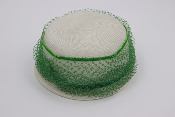 Vintage White and Green Hat - 50s 60s Ann-Sue Vei… - image 6