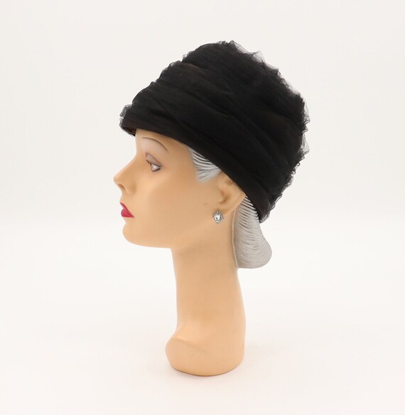Vintage WM Silverman Brown and Black Cloche Hat - 1960s  display picture 1