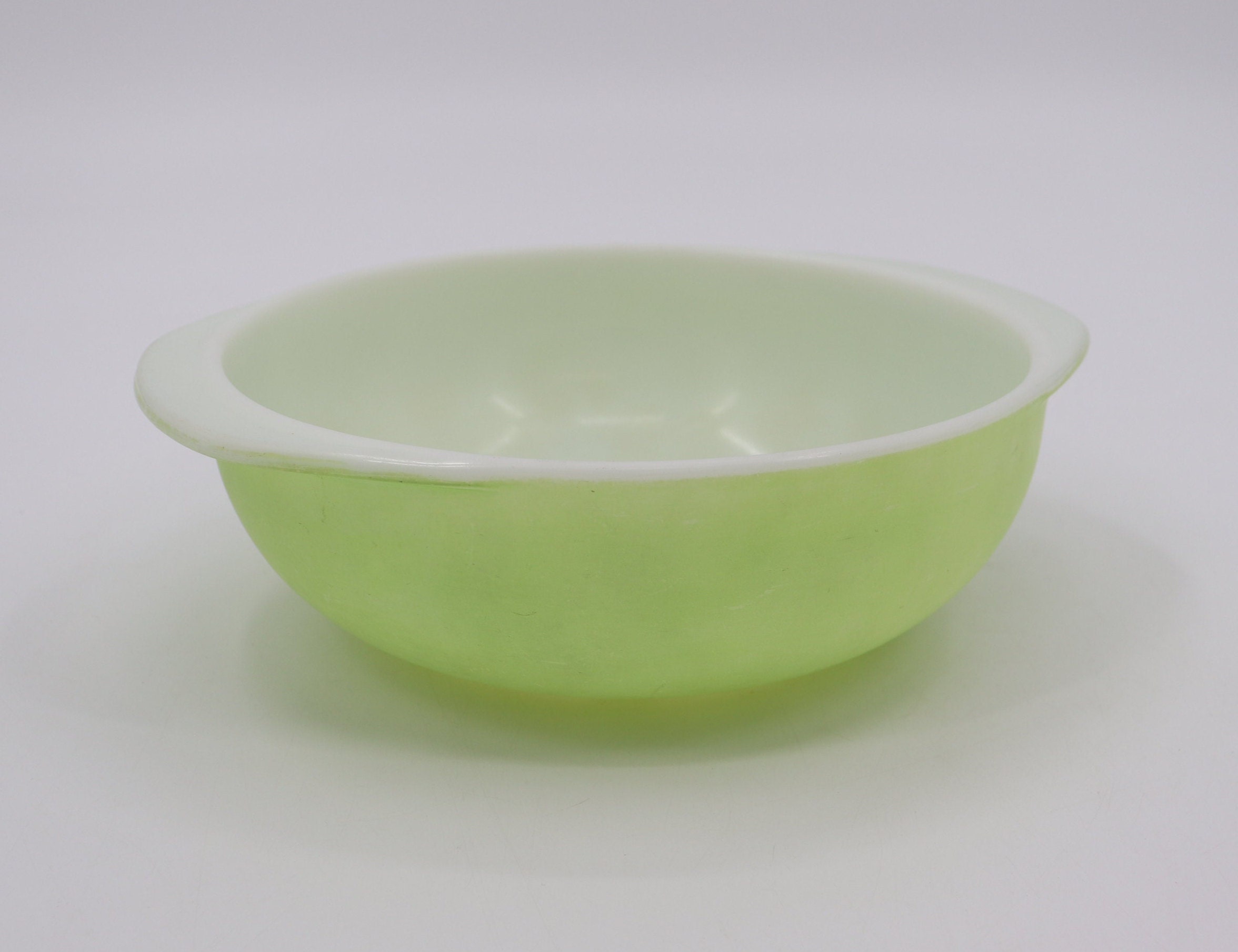 Vintage Lime Green Pyrex Cinderella Mixing Bowl - 024 Casserole