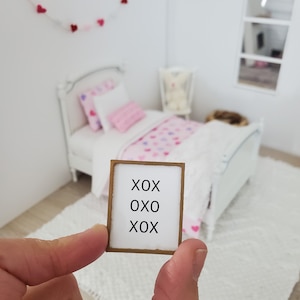 Miniature Dollhouse Valentine&#39;s Day Wall Art