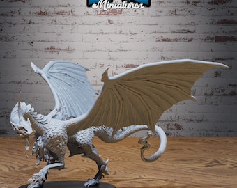 DnD Moonstone Dragon - Figurka z żywicy - Figurka stołowa - Miniatura fantasy - 32 mm - D&D - Miniatura science fiction