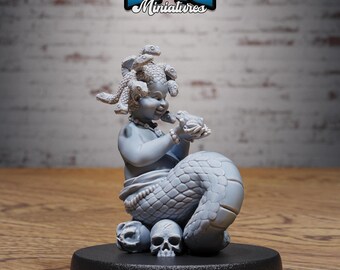 Baby Gorgon -  32mm Fantasy Miniature - Tabletop -