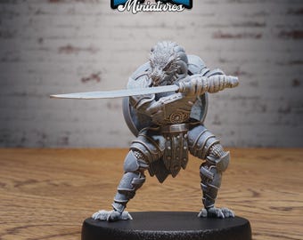 Dragonborn warrior -  32mm Fantasy Miniature - Tabletop -