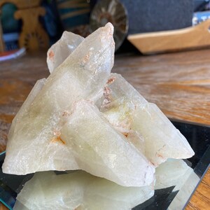 Large natural citrine quartz crystal cluster 331 gram! Approx 3” tall