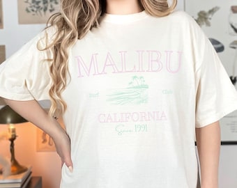Vintage Malibu California T-shirt | Comfort Colors Tee| 90s Beach Style| Vacation Shirt | Retro Beach Trip Shirt | Coastal Tee |