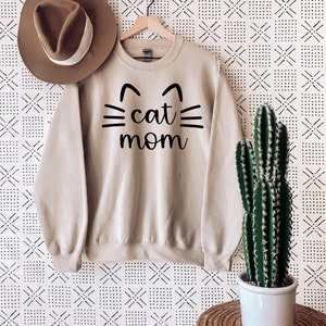 Cat Mom Sweatshirt, Cat Mama Sweatshirt, Cat Mom Gift, Cat Mom Sweatshirt, Cat Mom Sweatshirt, Cat Mom Tee, Cat Mom Sweatshirt for Women