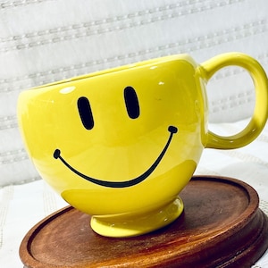 Vintage Smiley Face Mug, Smile Emoji Coffee Cup, Yellow Smiley Face Vase