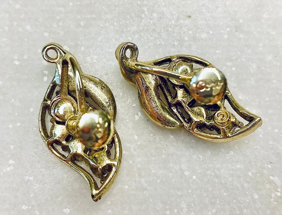 Vintage Gold Leaf Gemstone Earrings - image 3