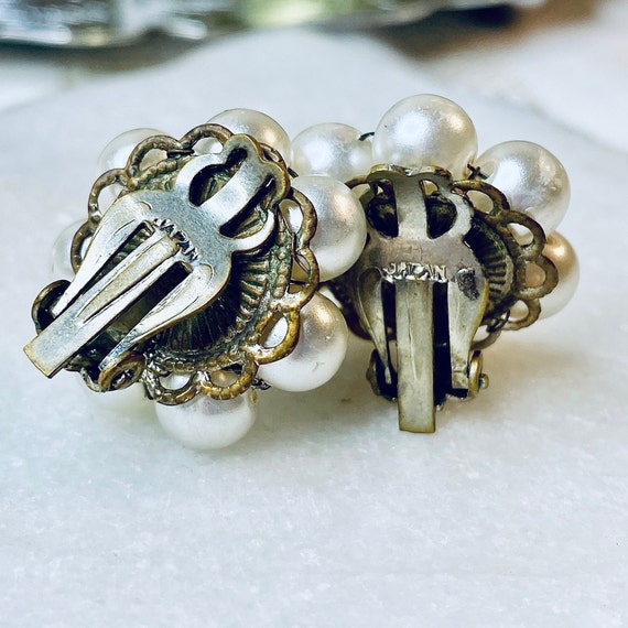 Vintage Pearl Cluster Clip On Earrings - image 2