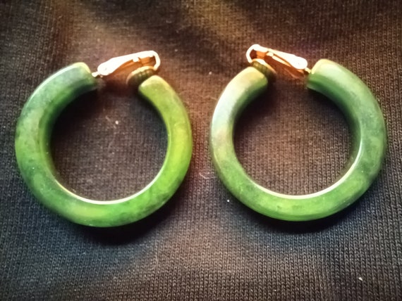 Vintage Deep Green Bakelite Earrings - image 2