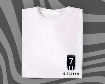 Niepowtarzalna koszulka Ricardo Quaresmy - O Cigano 7 - Besiktas - Haftowana koszulka z organicznej bawełny - Kultowe numery - Miłośnik piłki nożnej - Koszulka