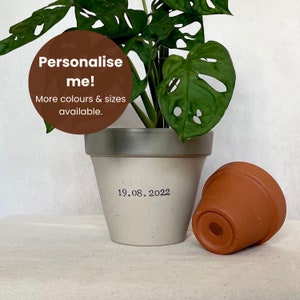 Anniversary planter gift, Special date gift for couple, Personalised plant pot wedding gift plant, Flower pot with names, Engagement gift