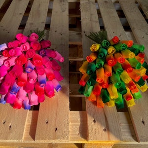 50 Bright Wooden Roses in Choice of Vibrant Colours, Everlasting Flower Bouquet, Large Bunch of Rose Buds in Cellophane -Instant Floral Gift