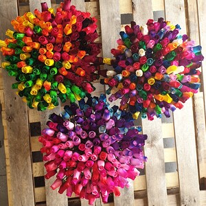 100 x rosas de madera de un solo tallo capullos de rosa de madera elija entre muchos colores rosas individuales sueltas: artesanía, decoración del hogar, creación de ramos, día de la madre imagen 2