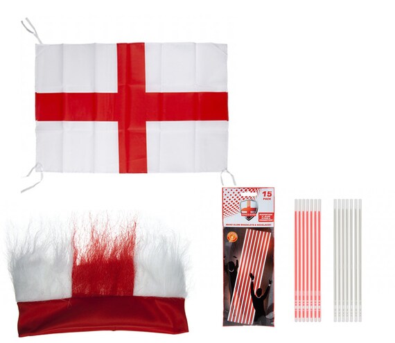 Houses Across England Draped In St George's Cross Flags For World Cup | Daily Mail Online - Foto 12