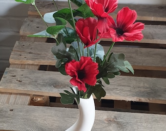 Artificial Wild Poppy Stems and Eucalyptus in Glossy White Rotated Heart vase Modern Curve Shaped 27cm Vase with Silk Poppies in 4 Colours