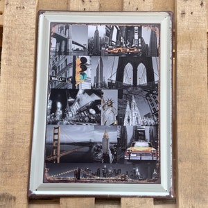 Hanging Vintage Style Metal Sign Black & White Classic New York Scene Printed Retro Wall Art. Vintage Distressed Look Sign, Lovely Gift Idea