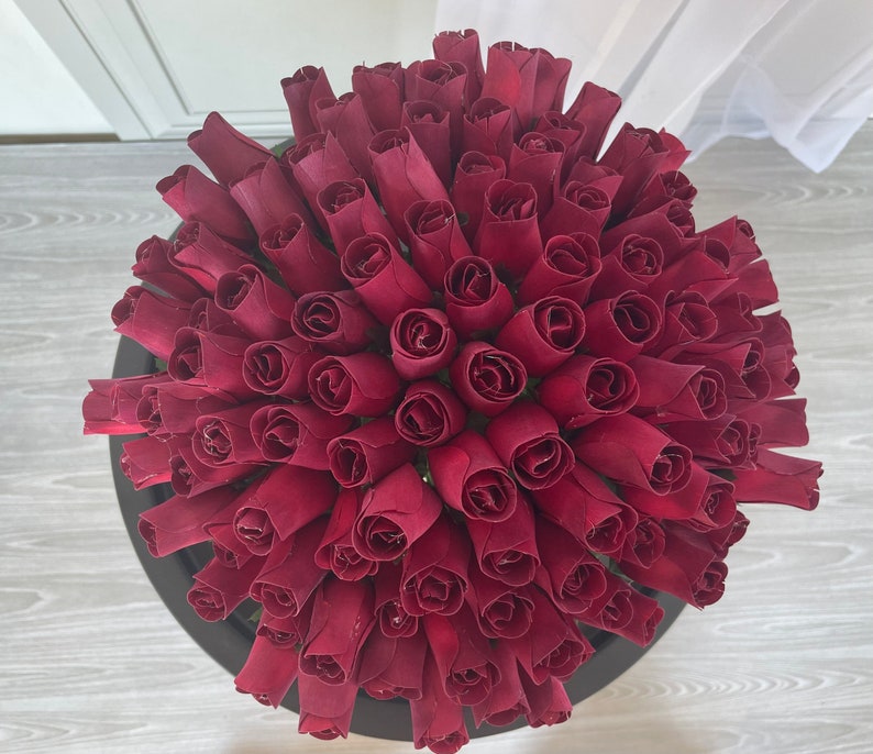 100 x rosas de madera de un solo tallo capullos de rosa de madera elija entre muchos colores rosas individuales sueltas: artesanía, decoración del hogar, creación de ramos, día de la madre imagen 4