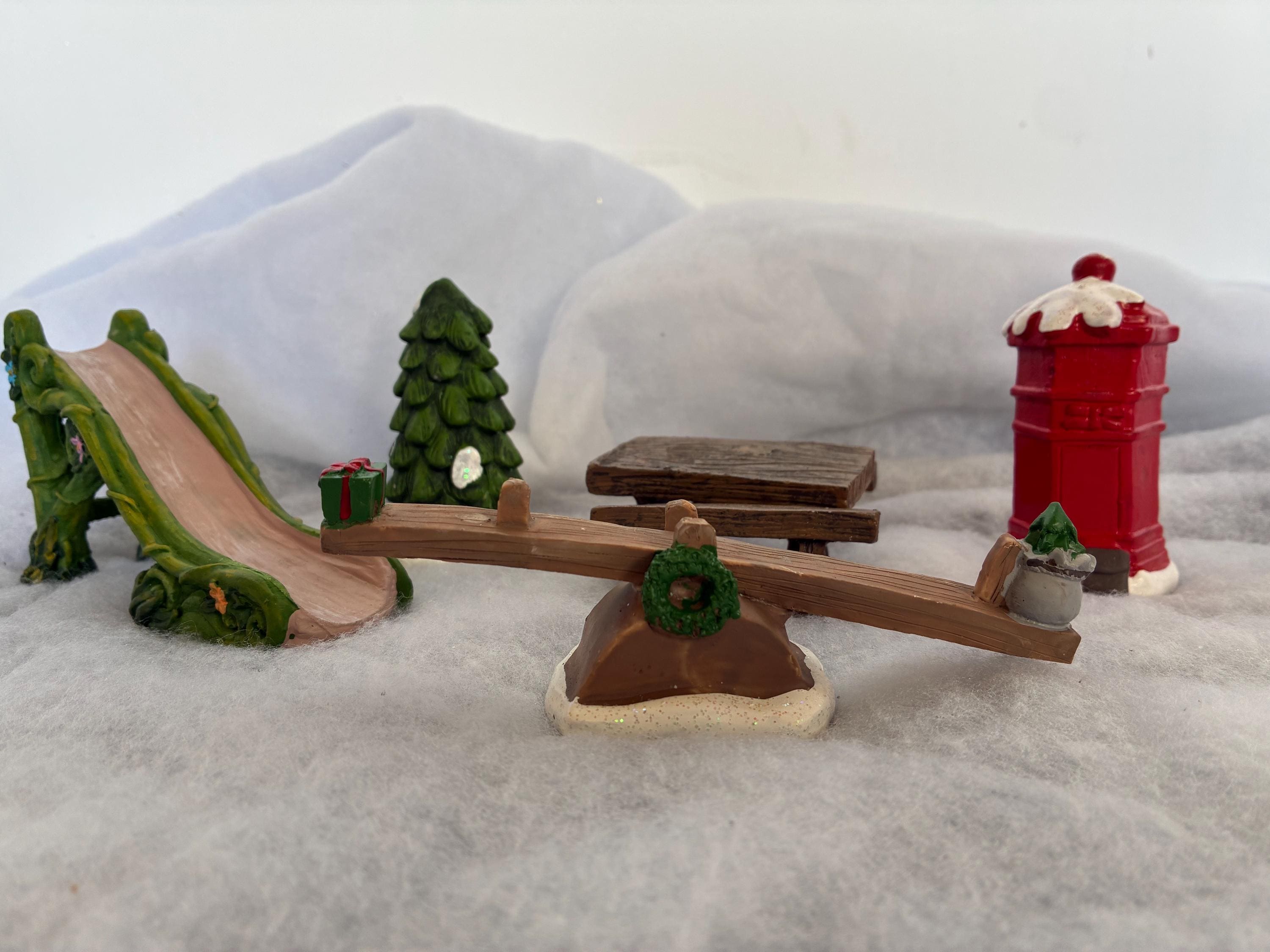 かわいい妖精のクリスマスシーソー - ミニチュア妖精の庭の飾り、魔法