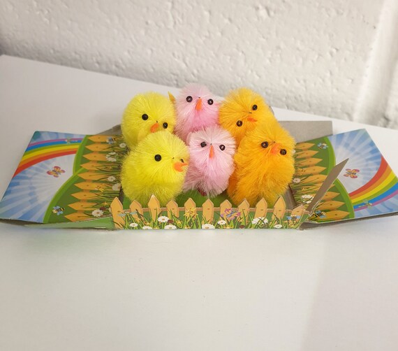 Srliya Petits poussins de Pâques jaunes - Décoration de jardin - Cadeaux pour enfants - À ajouter aux décorations de gâteaux Srliya Petits poussins de Pâques jaunes - Décoration de jardin - Cadeaux pour enfants - À ajouter aux décorations de gâteaux