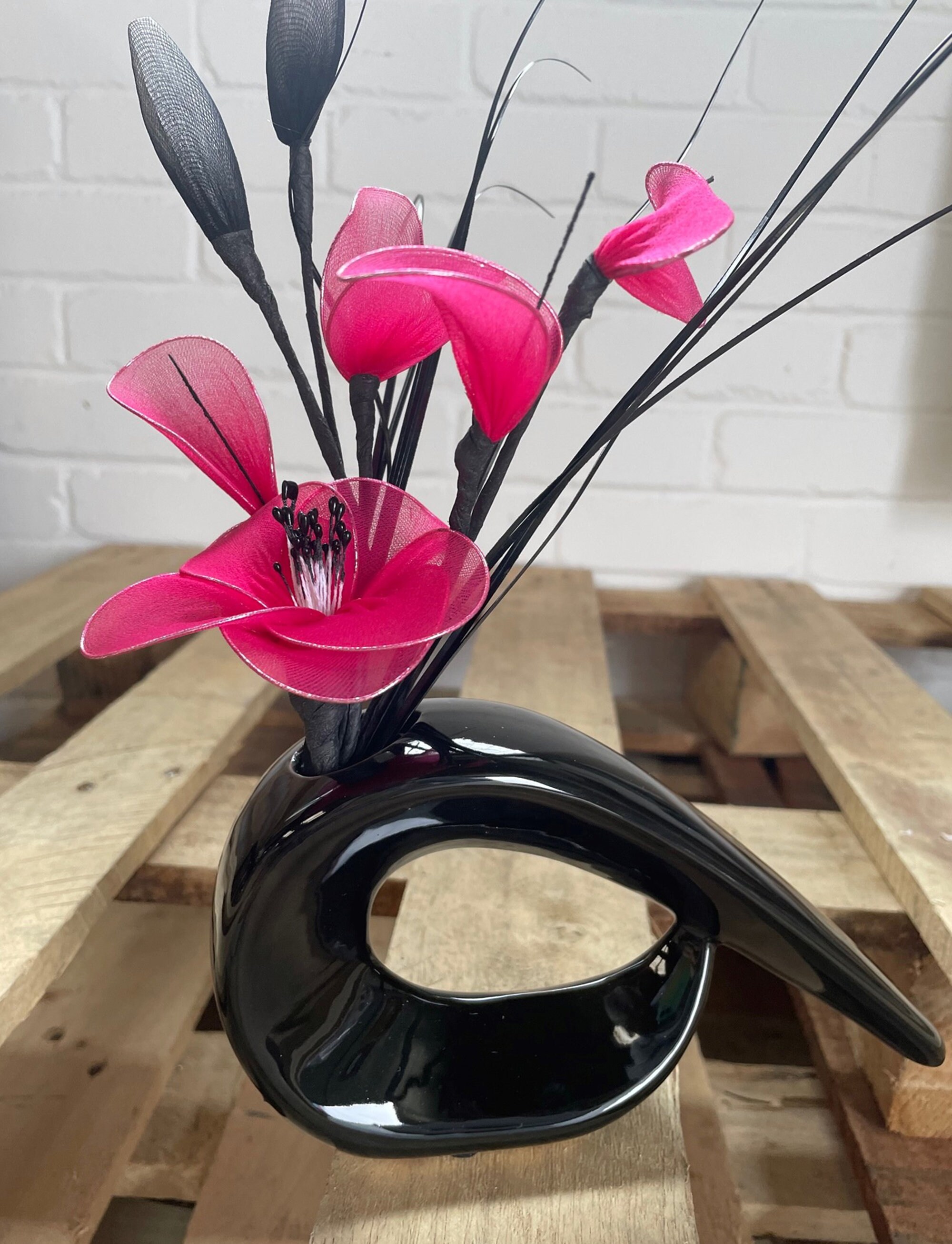 Hauchzartes Netz Nylon Faux Flower in Pink, Orange, Schwarz oder Wei. 7  bis 8 Kopf 34cm gro knstliche Blumen fr moderne Blumen Displays - Etsy  sterreich