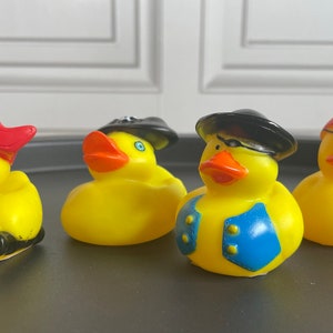 Pirate Mini Rubber Duck Set: Fun Gift, Wedding Favour, Duck Race etc. Cute Pirate Ship Themed Ducks in Disguise in Bright Colours