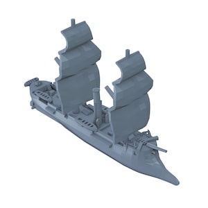 Könnte beinhalten: Ein graues Modell eines Segelschiffs mit zwei Masten und Segeln. Das Schiff hat einen langen, schmalen Rumpf und einen spitzen Bug. Das Schiff ist in einer 3/4-Ansicht, mit dem Bug zum Betrachter.