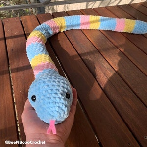 Crochet PATTERN: Huge Crochet Snake *no sewing*