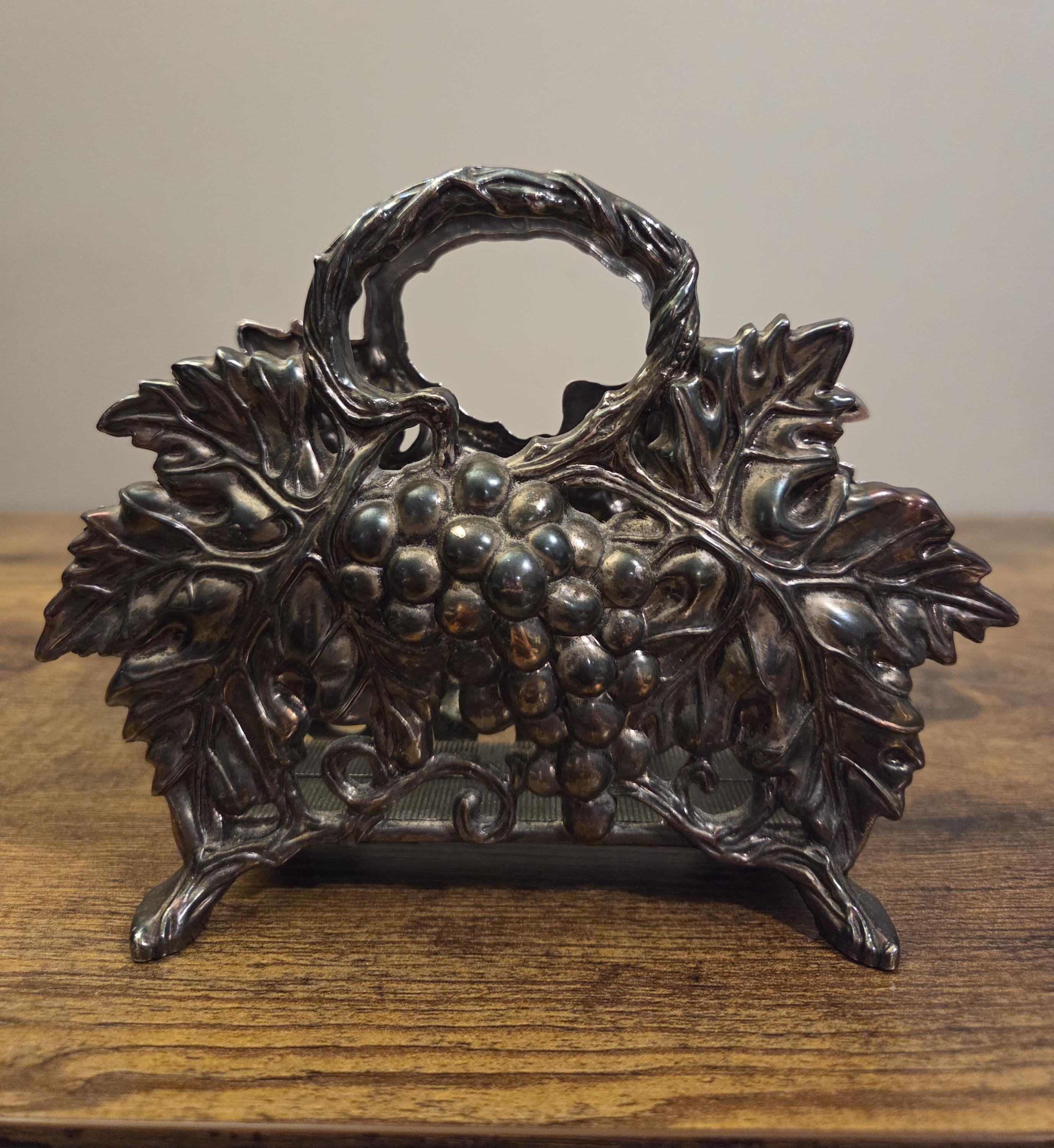 1994 Godinger Silver Grapevine Napkin Holder