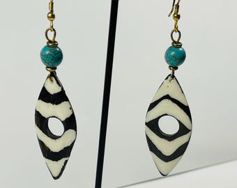 Vintage wood and faux turquoise bead drop earrings, 3” length READ