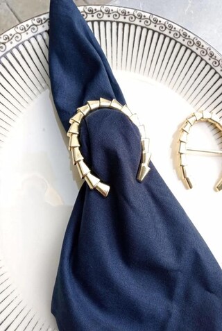 Set Di 12 Portatovaglioli In Metallo A Forma Di Cavallo Con Fibbia – Colore Oro – Eleganti Accessori Per Matrimoni, Feste E Hotel