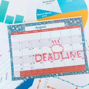 Custom QR Code Adds Event to Calendar