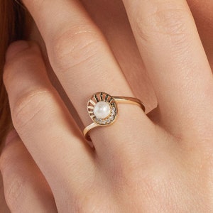 14k Massivgold Zierliche Perlenring, Art Deco & Minimalistischer Echtgold Naturperlenring, Zierlicher Solitär Statement Ring, echte Perle Geschenk Bild 1
