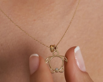 Solid Gold Turtle Necklace, Good Luck Charm, 14k Gold Necklace Sea Turtle Jewelry, Tortoise Pendant, Animal Lover, Karetta, Summer Jewelry