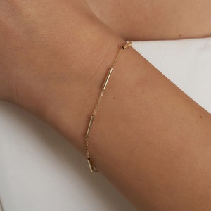 14K Gold Minimal Station Bracelet Available in Yellow White Rose Gold, Chain Bracelet, Dainty Bracelet, Thin Chain Bracelet, Ladies Bracelet