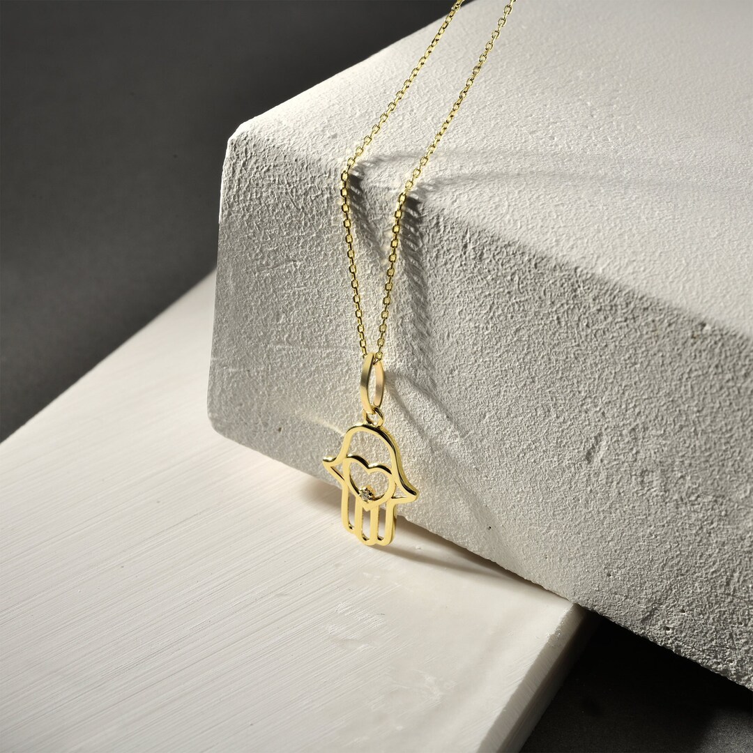 Chopard hand 2024 of fatima necklace
