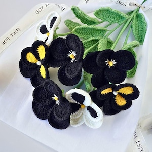 Vibrant Pansy Crochet Flower Pattern, Floral Bouquet Crochet Design, Pansy Bouquet Crochet Pattern, Crochet Flower Craft