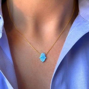 Opal Hamsa Halsband, Blått Hamsa Halsband, Opal Halsband Kvinna Flicka, Sterling Silver Hand av Hamsa Halsband, Fatima Hand, Bat Mitzvah Gåva