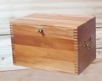 Cedar Wooden Box | Cedar Keepsake Box | Wooden Trinket Box | Cedar Box