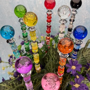 Fairy Garden Suncatcher Stakes - 15 ”Perlen Pflanzen Dekor mit Kristall Bubble Ball Topper