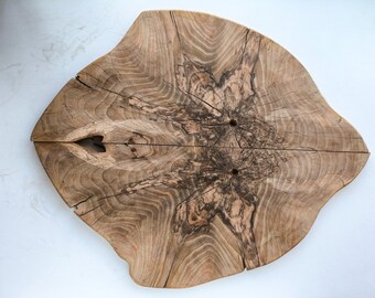 Exquisite Walnut Wood Wall Art: Handcrafted Illustrated Wooden Plate for a Touch of Nature's Charm, Home Décor, Nature Lover's Gift