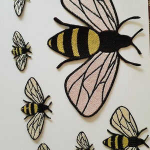 Bee Iron-On Patch, Bumblebee Badge, Decorative Patch, DIY Embroidery, Embroidered Applique, Bee Applique Motif, Bee Gift