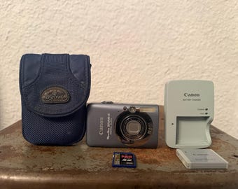 Canon PowerShot SD1200 IS Digital ELPH Digicam Gray Blue Kit  Tested Works READ