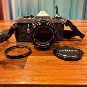 店内超セール中 Pentax ME ブラック SMC Pentax-M 50 f1.7 完動美品