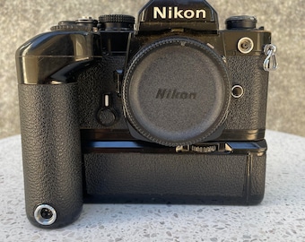 Nikon FM Black 35mm slr Film Camera Body With  Nikon MD-12 Motor Drive From JAPAN