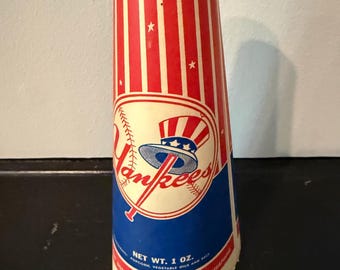 VINTAGE BASEBALL 1950's - 1960's Yankee Stadium Popcorn Megaphone Please Read