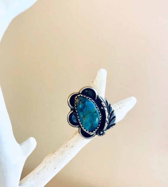 Vintage 1970’s Navajo Leaf turquoise Ring